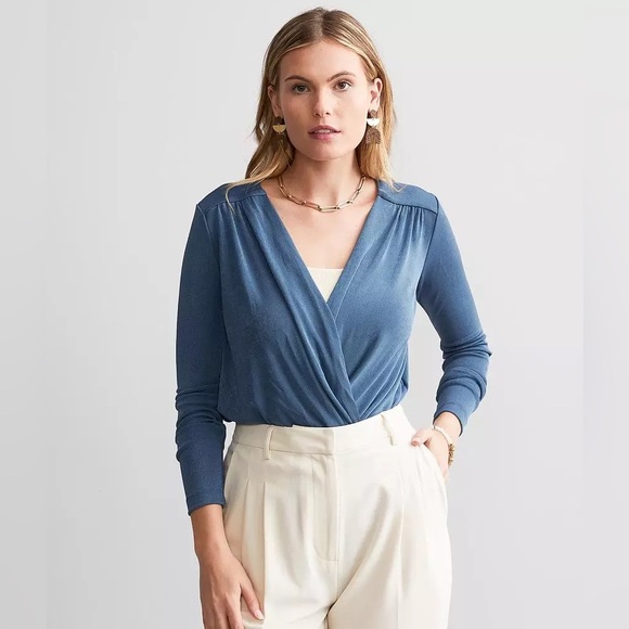 FREE PEOPLE Turnt Sheen Long Sleeve Slinky Bodysuit in Blue Metal Size S - Picture 2 of 12